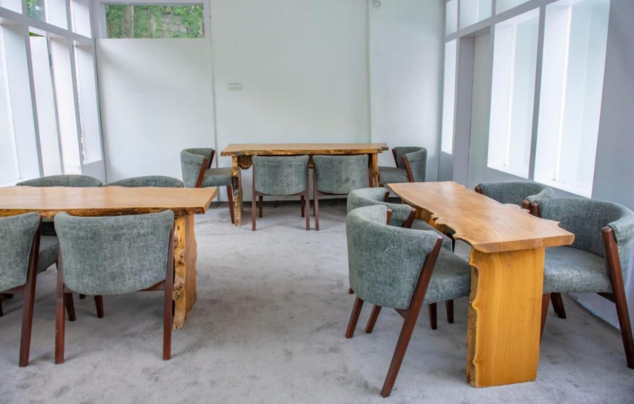 Hotel Reego Skardu Ngoại thất bức ảnh